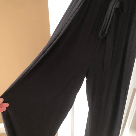 VNeck Black cotton jumper - Picture 2 of 3